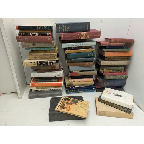 283 - A vintage group of books by Walter Scott, w.c Sellar, w.h Auden And many other writers