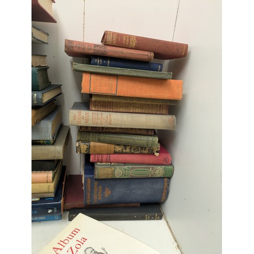 283 - A vintage group of books by Walter Scott, w.c Sellar, w.h Auden And many other writers