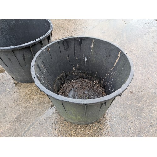 20 - A pair of large 350L garden planters