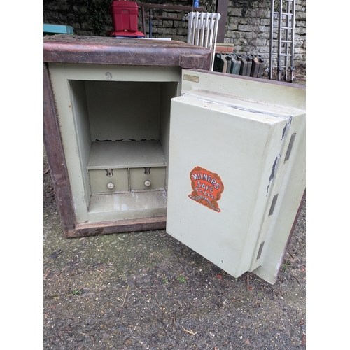 60 - A Milners Fire-reaisting safe - unlocked with 2 drawers - no key with door, but key for drawers