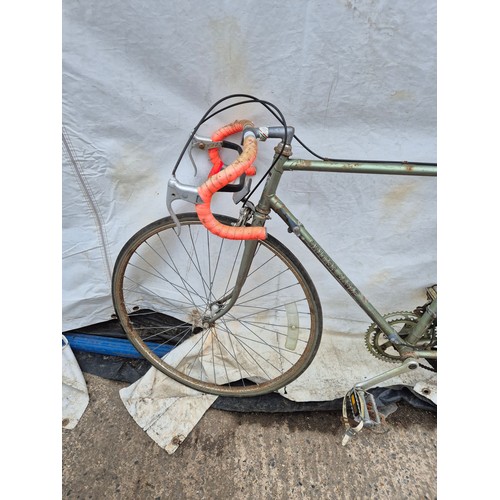 78 - A vintage British eagle road bike