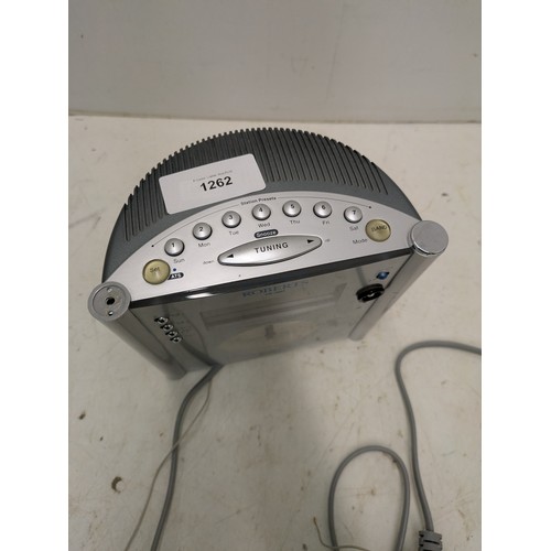 1262 - A Robert’s cr2003 milano3 clock radio