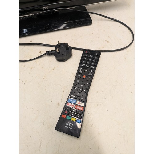 1260 - A jvc model lt-24c690 24inch smart tv with remote