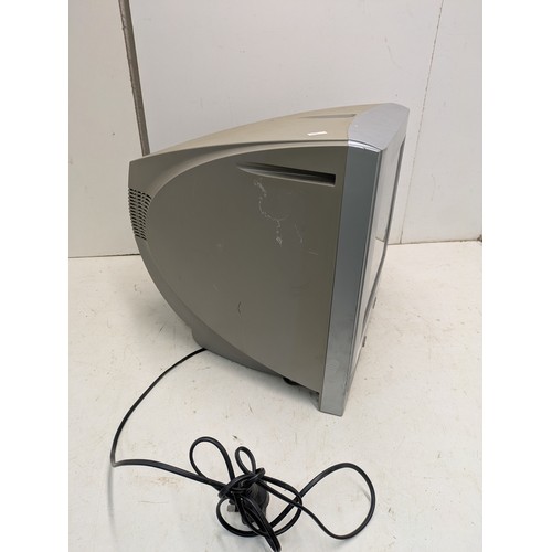 1257 - A retro goodmans 1560 pf crt tv