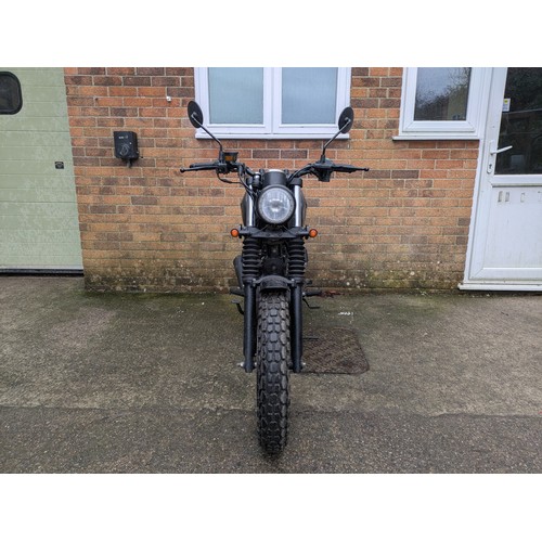 1 - A Bluroc Bullit 125cc motorcycle, 12 month MOT, fully serviced - running, riding motorbike with extr... 