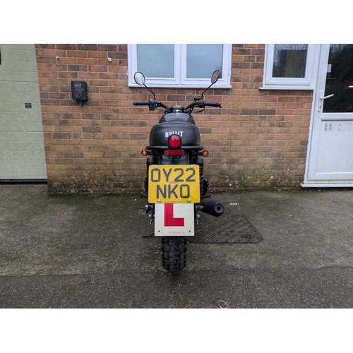 1 - A Bluroc Bullit 125cc motorcycle, 12 month MOT, fully serviced - running, riding motorbike with extr... 