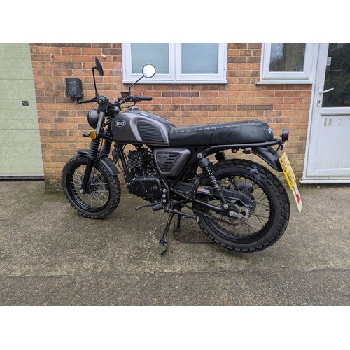 1 - A Bluroc Bullit 125cc motorcycle, 12 month MOT, fully serviced - running, riding motorbike with extr... 