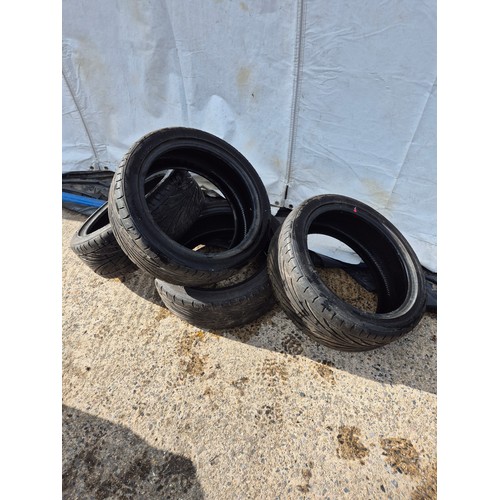 22 - A set of four toyo proxes tyres size 195/45 r16