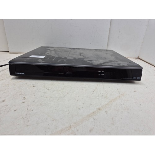 1280 - a Toshiba DR20 DVD video recorder