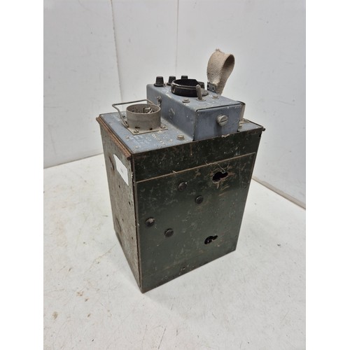 881 - A supply unit for a wireless set mk.iii- military issue