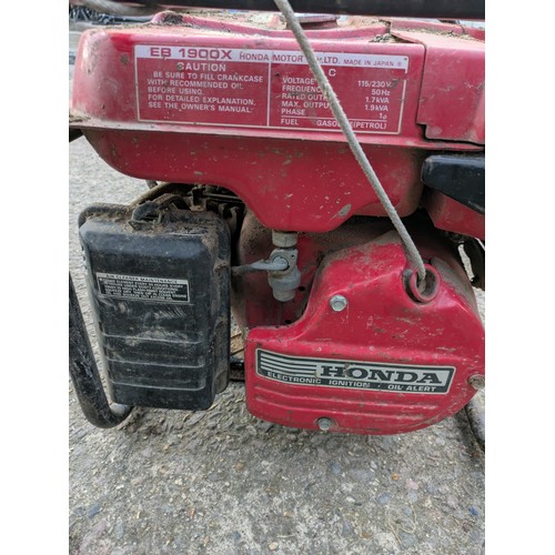 122 - A Honda eb 1900x petrol generator