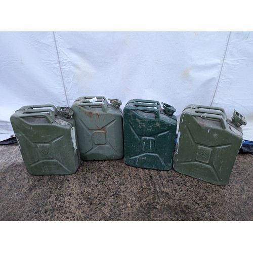 119 - A selection of 4 20l jerry cans