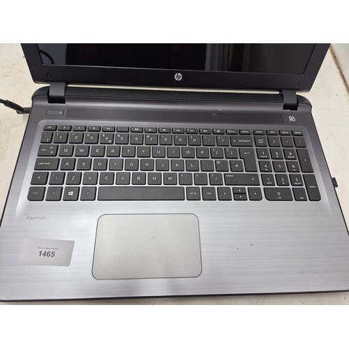 1465 - A HP Pavillion laptop - powering on and factory reset with Windows 10