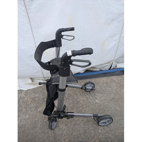 246 - A collapsible aluminium mobility aid walking frame