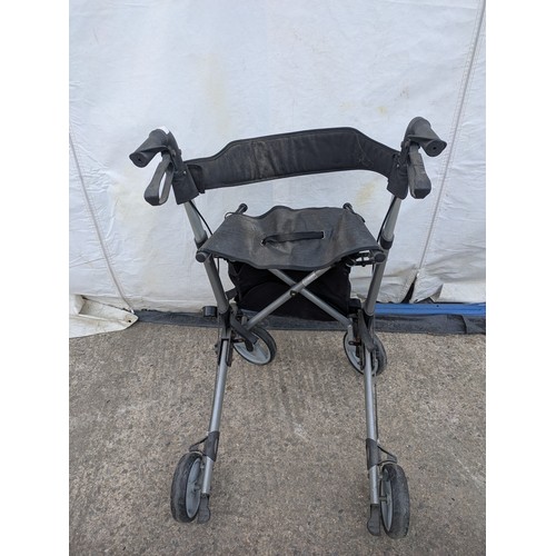 246 - A collapsible aluminium mobility aid walking frame