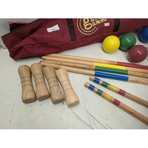 248 - A toyrific garden croquet set