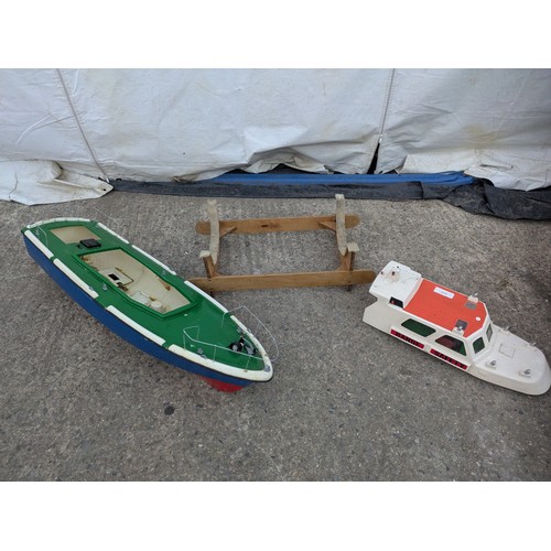 2010 - A RC model lifeboat on a wood stand