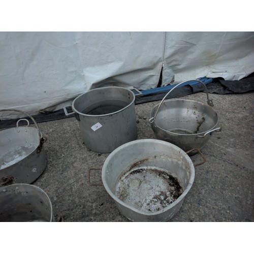 239 - Selection of various aluminium cooking pots