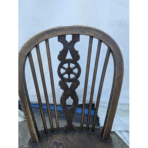 624 - An early 20th century pine dining chair