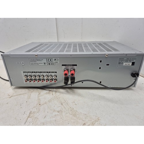 1432 - A Sony spontaneous twin drive integrated stereo amplifier model ta-fe370