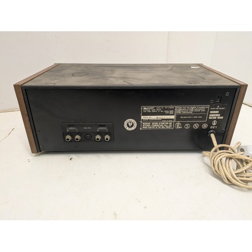 1471 - A Sharp RT-1155 stereo cassette deck