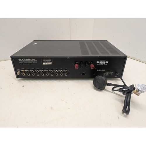 1479 - A NAD 302 stereo amplifier hifi separate