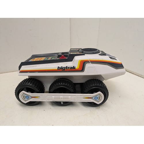 1497 - A retro bigtrak programmable rover toy