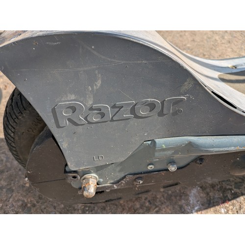 268 - A Razor electric scooter