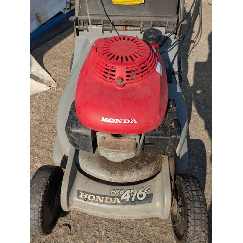 283 - A Honda HRB476C petrol lawn mower