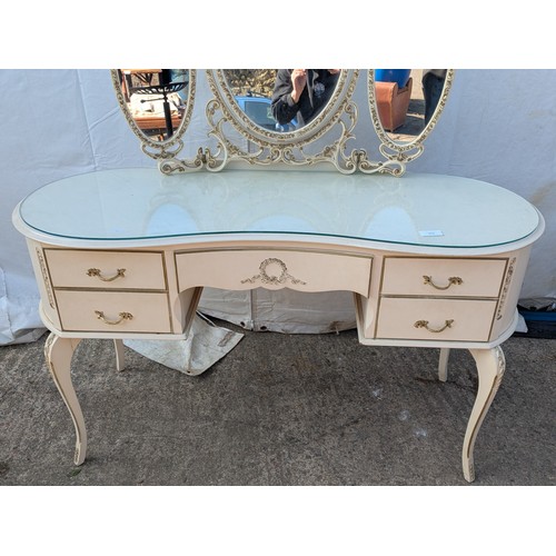 612 - An ornate renaissance style dressing table with three piece mirror and matching stool