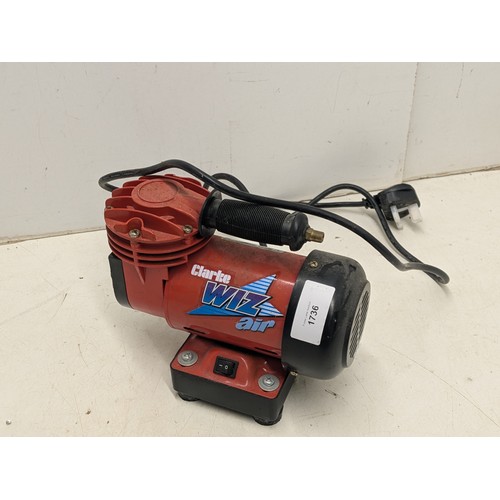 1736 - A Clarke Wiz air air compressor