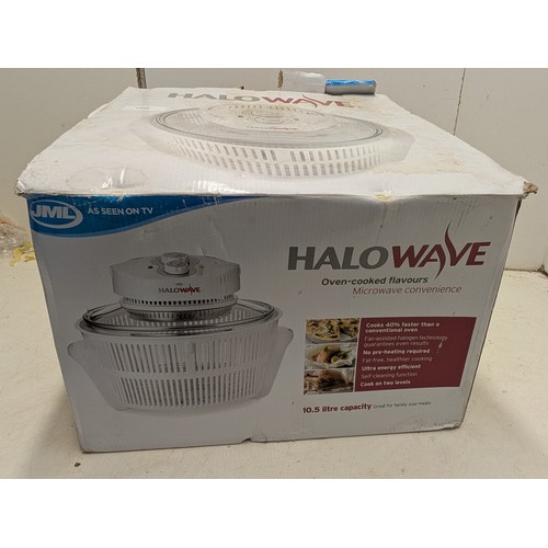 1508 - A boxed halowave halogen oven