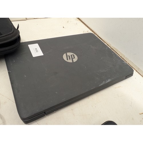 1514 - A selection of 3 laptops including HP and lenovo