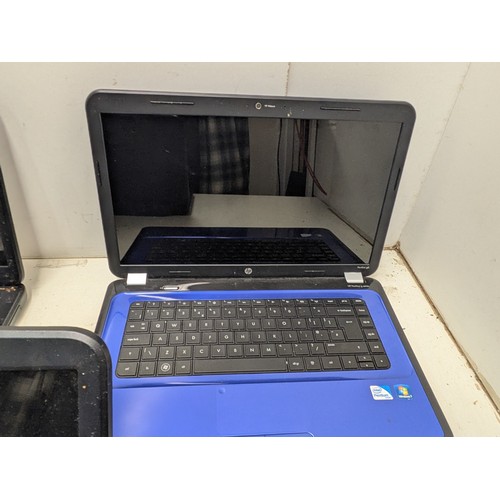 1517 - A selection of 3 laptops including HP and Dell