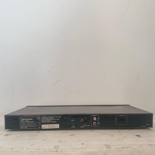 1296 - A Technics ST-600l stereo tuner hifi separate