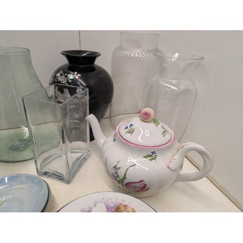 1819 - A selection of various ceramics and glassware