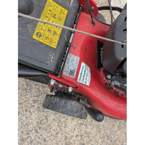 86 - A cobra petrol lawn mower with a Briggs and Stratton 450 e 125cc engine