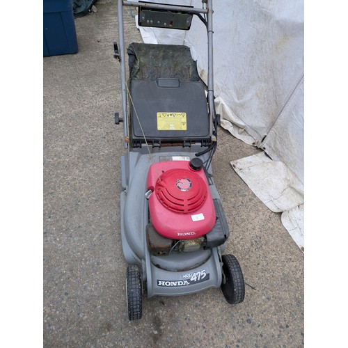 5 - A Honda HRB475 petrol lawn mower