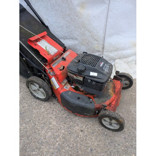 60 - An Ariens 21 self propelled petrol lawn mower with a Briggs and Stratton Quantum Edge 6.5 engine