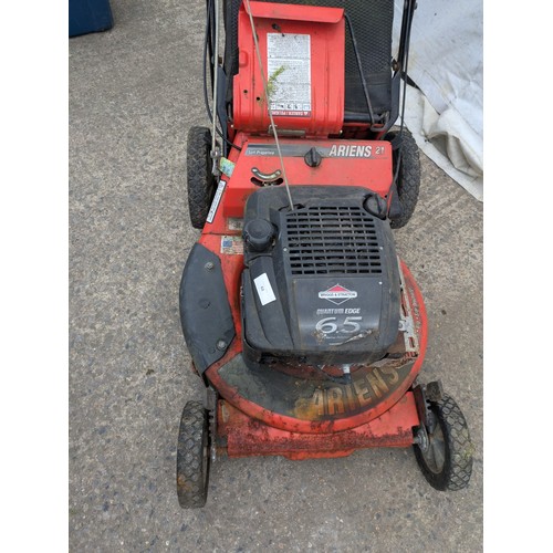 60 - An Ariens 21 self propelled petrol lawn mower with a Briggs and Stratton Quantum Edge 6.5 engine