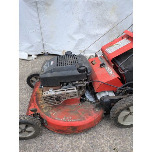 60 - An Ariens 21 self propelled petrol lawn mower with a Briggs and Stratton Quantum Edge 6.5 engine