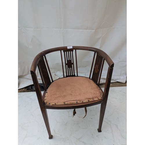 461 - An Edwardian parlour chair