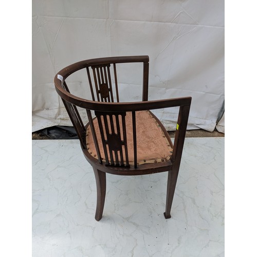 461 - An Edwardian parlour chair