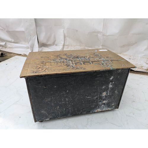 436 - A vintage traditional brass fireside box