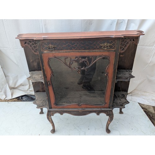 460 - A stylish Victorian mahogany display unit with glass Fronted shelving area and exterior Bevelled she... 