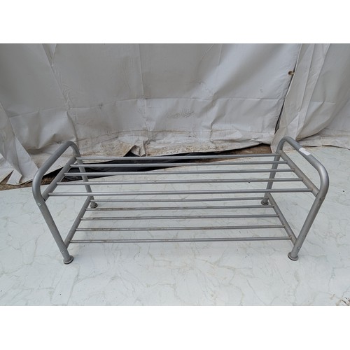 475 - A metal 2 tier shoe rack