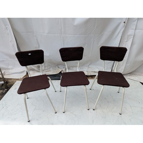 425 - A selection of retro metal framed chairs