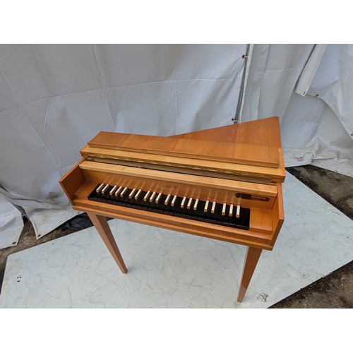 411 - A German Ammer Carl Hirsch Munchen miniature piano