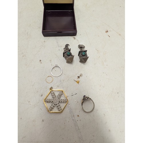 925 - Ring stamped 925, a pair of earrings, and a selection of other jewellery