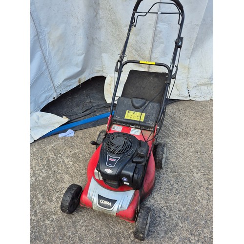 116 - A Cobra petrol mower with a Briggs and Stratton 500e engine